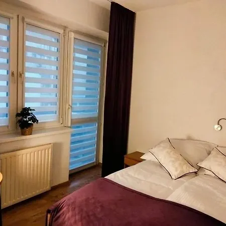 Vendégház Dom Wczasowy Koral *