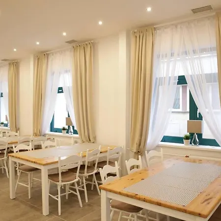 Dom Wczasowy Koral Guest house